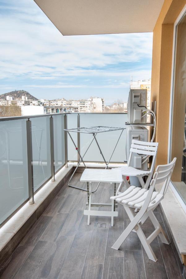 Lovely 1Bed Apartment For 4 Guests & Free Parking 플로브디프 외부 사진